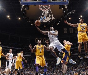 开云体育app-魔术制霸爵士，詹姆斯成为关键先生，当个人英雄主义照亮团队篮球的夜空