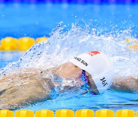 开云体育世界杯-中国制霸皇马，当孔德成为诺坎普的东方焦点