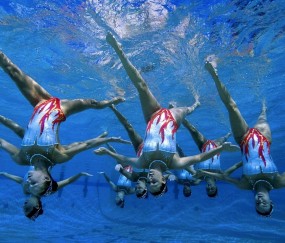 开云体育入口-突尼斯狂胜波兰，北非雄狮的怒吼，如何撕裂欧洲足球的傲慢叙事？