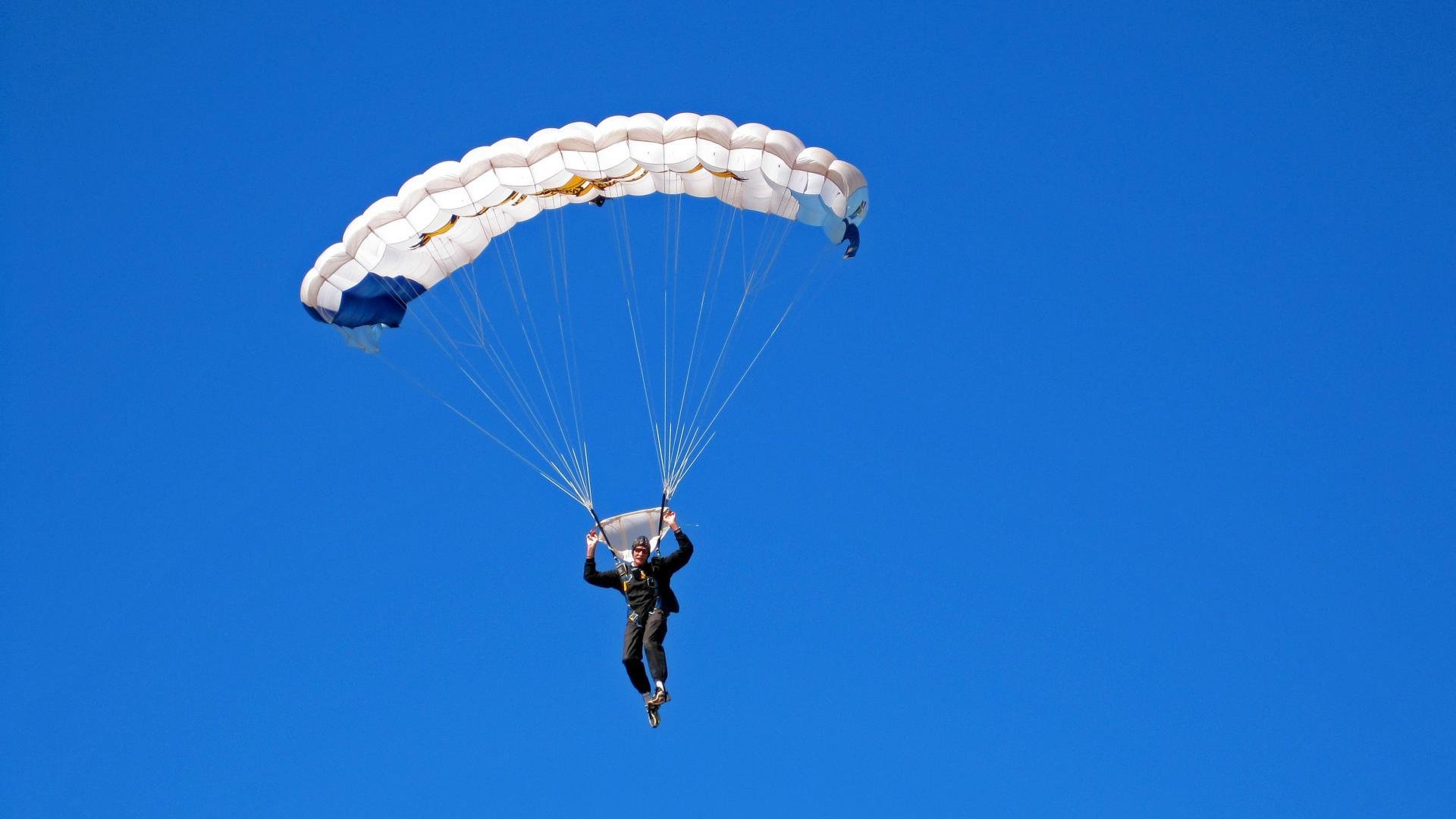 东决关键战之夜，迪马利亚，用灵魂在奔跑