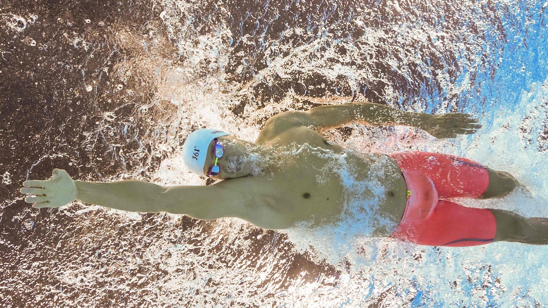 德布劳内爆发，尼日利亚提前终结悬念，苏格兰的足球启示录