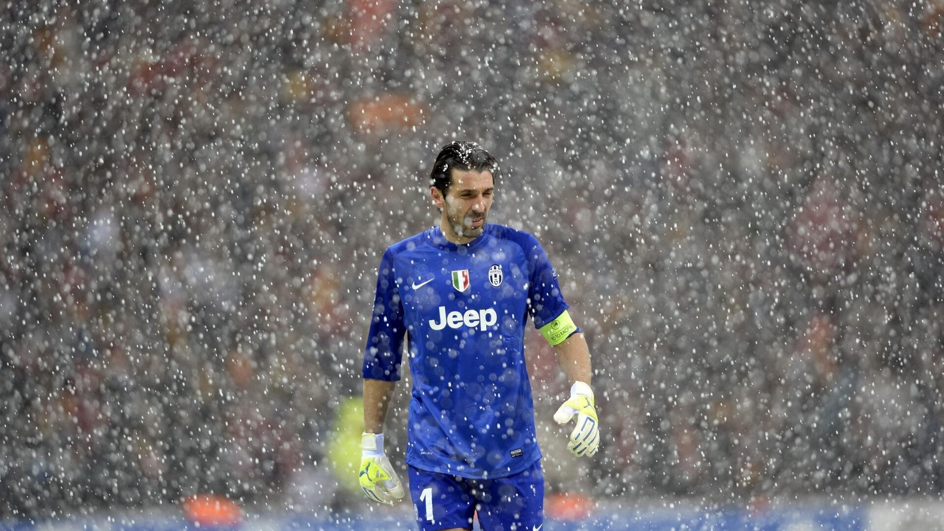 范弗利特导演末节惊魂逆转,黄蜂蛰伤爵士终结六连败