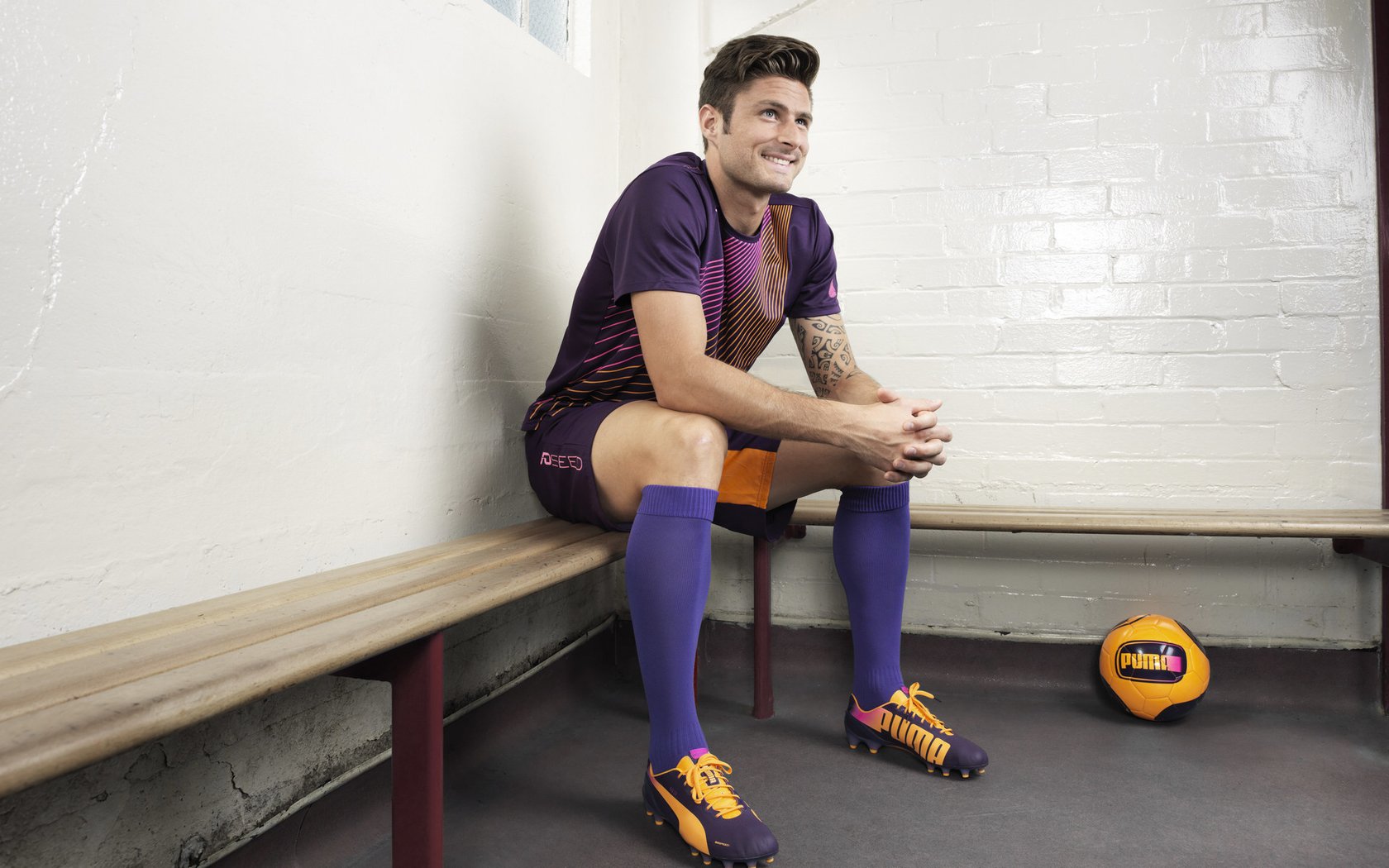 字母哥降下神罚，当希腊怪兽在魔术与勇士的夹缝中撕开苍穹